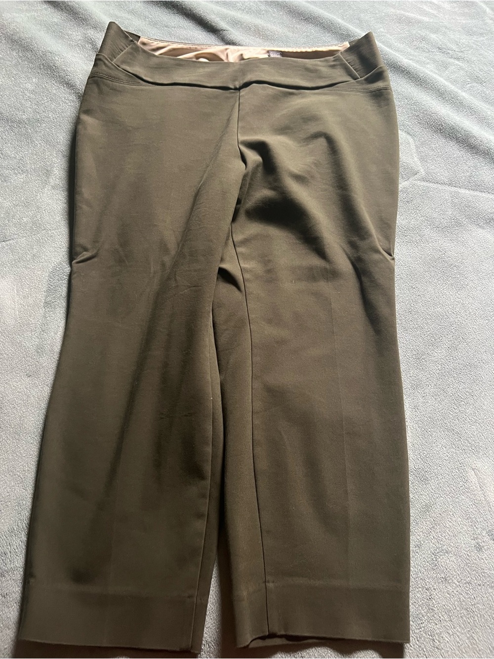Investments Olive Midi Pull-On Crop Pants